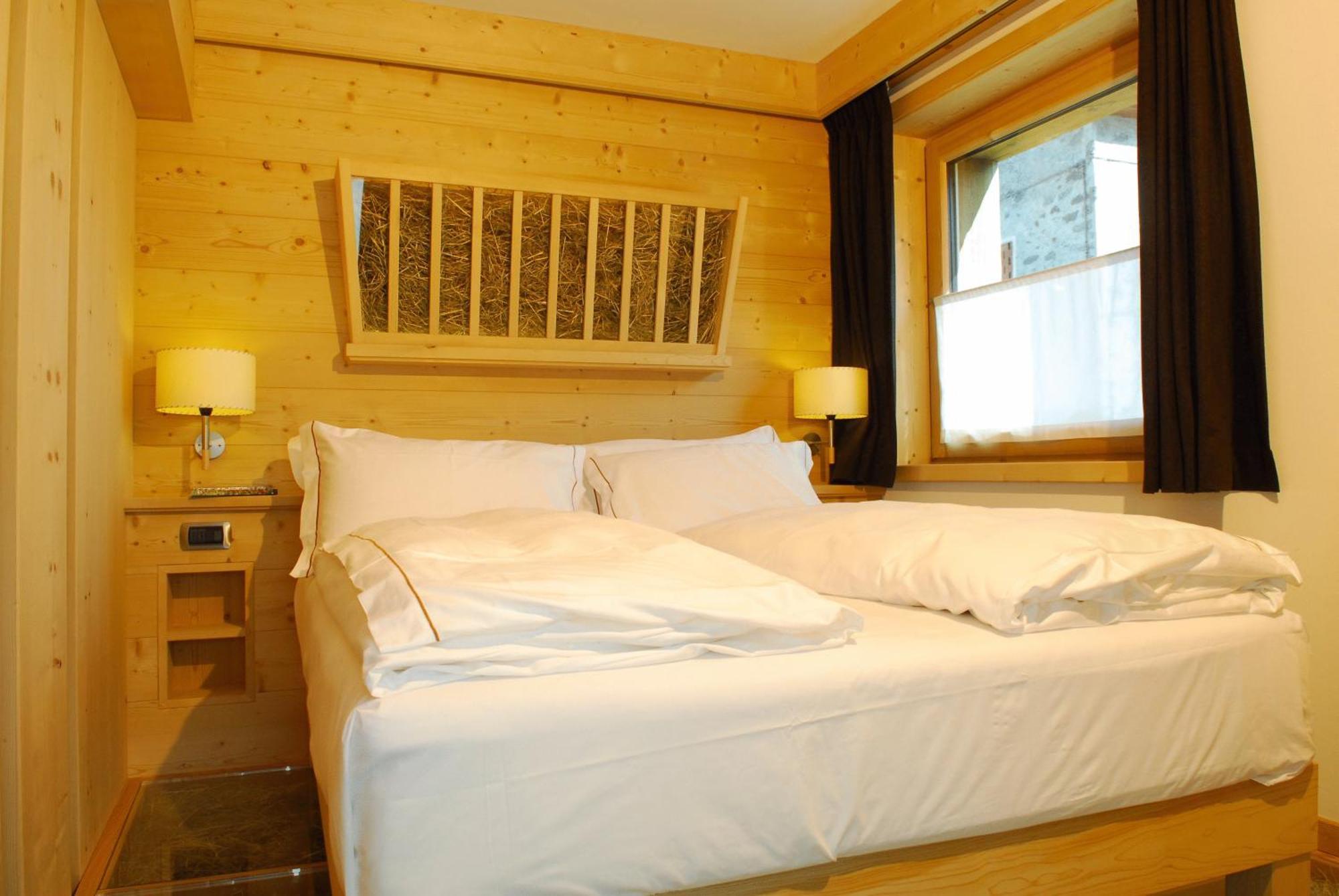 Alpen Hotel Chalet Pradelle Exteriör bild