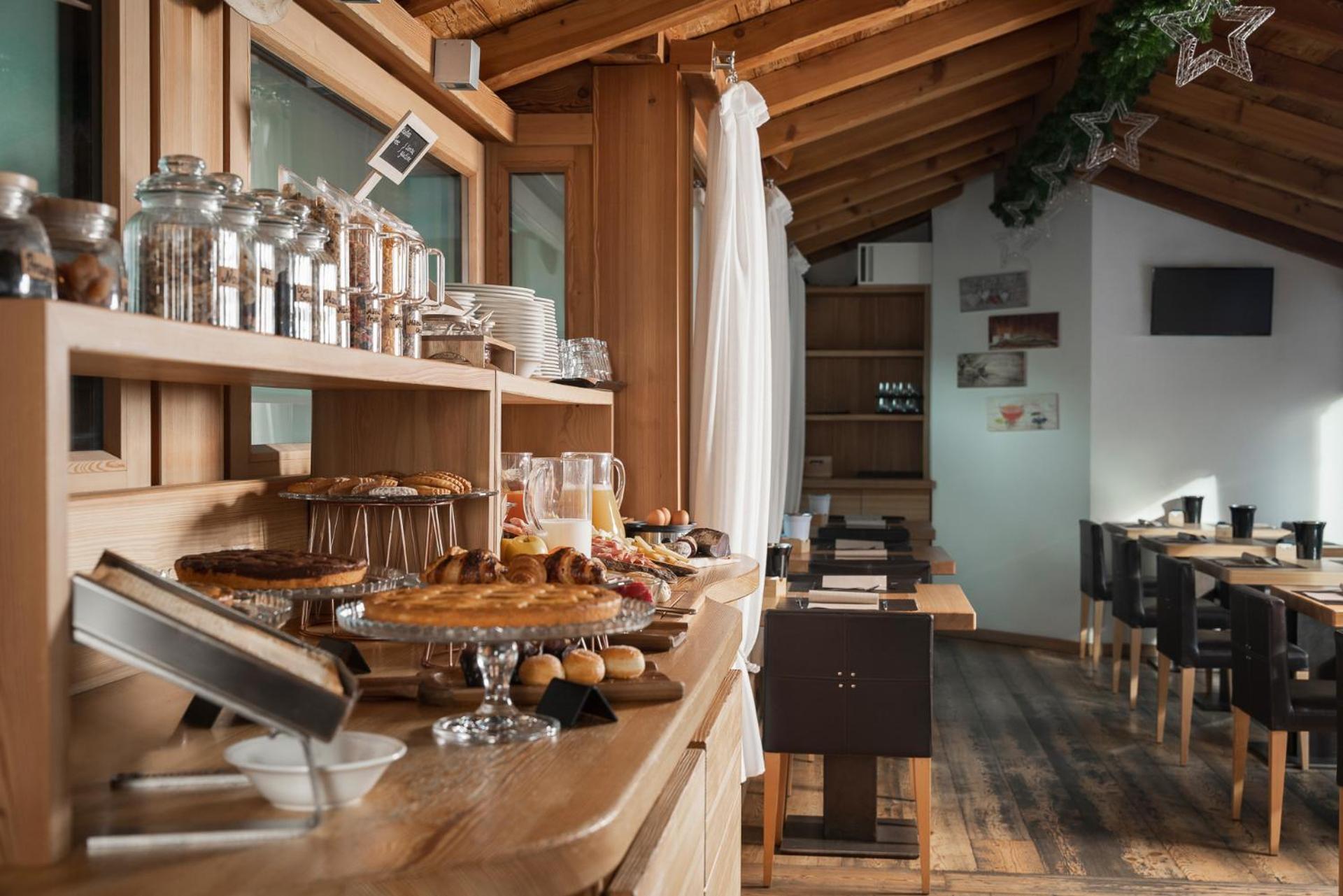 Alpen Hotel Chalet Pradelle Exteriör bild