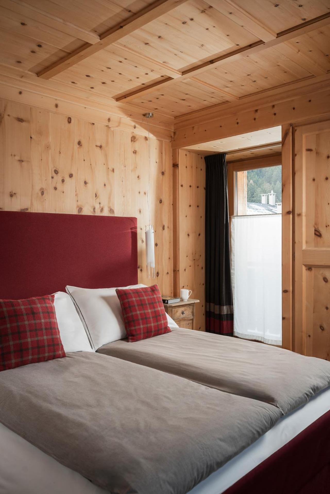 Alpen Hotel Chalet Pradelle Exteriör bild