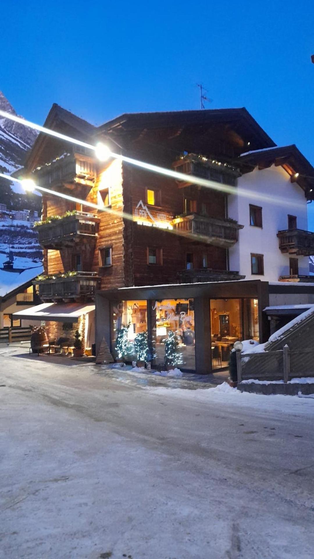 Alpen Hotel Chalet Pradelle Exteriör bild